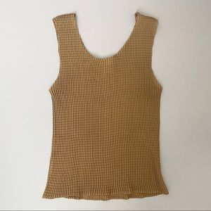 Vintage tan top sleeveless and 100% polyester